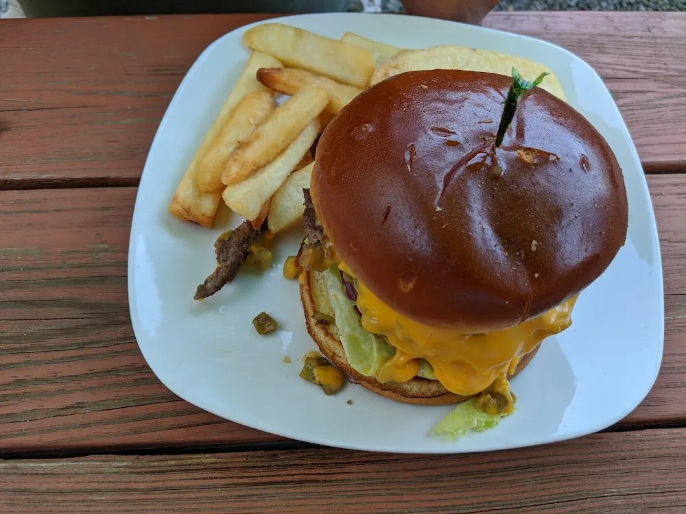 Green Chili Cheeseburger